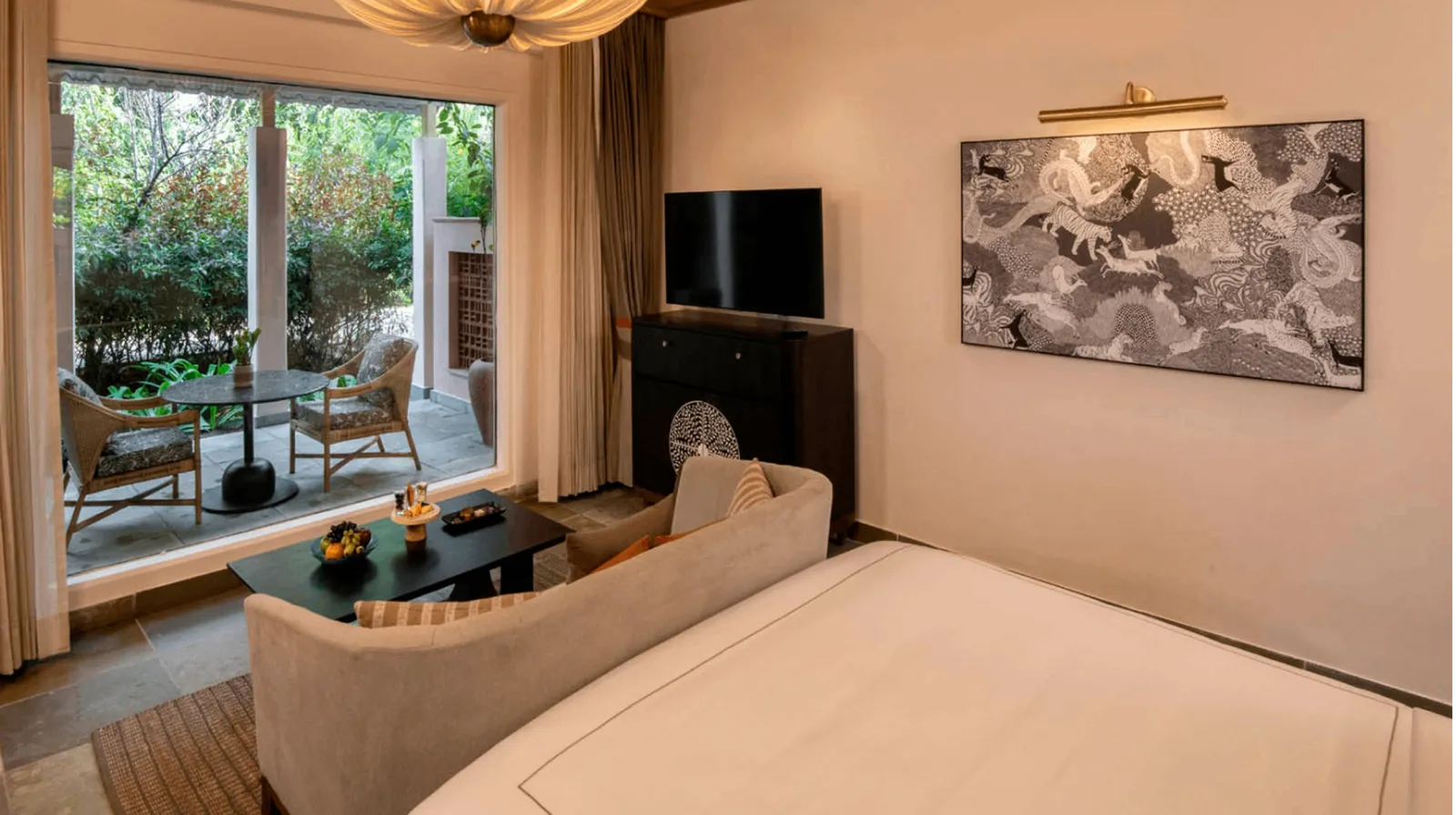 Luxury Room With Private  Courtyard Twin Bed