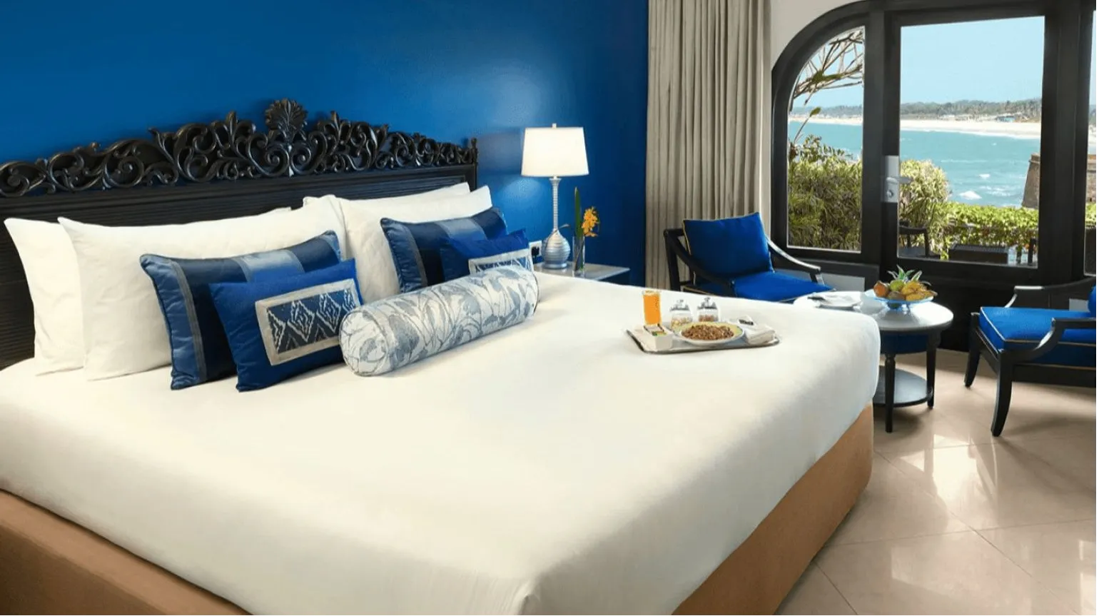 Deluxe Room Sea View With Sit-Out Double Bed 