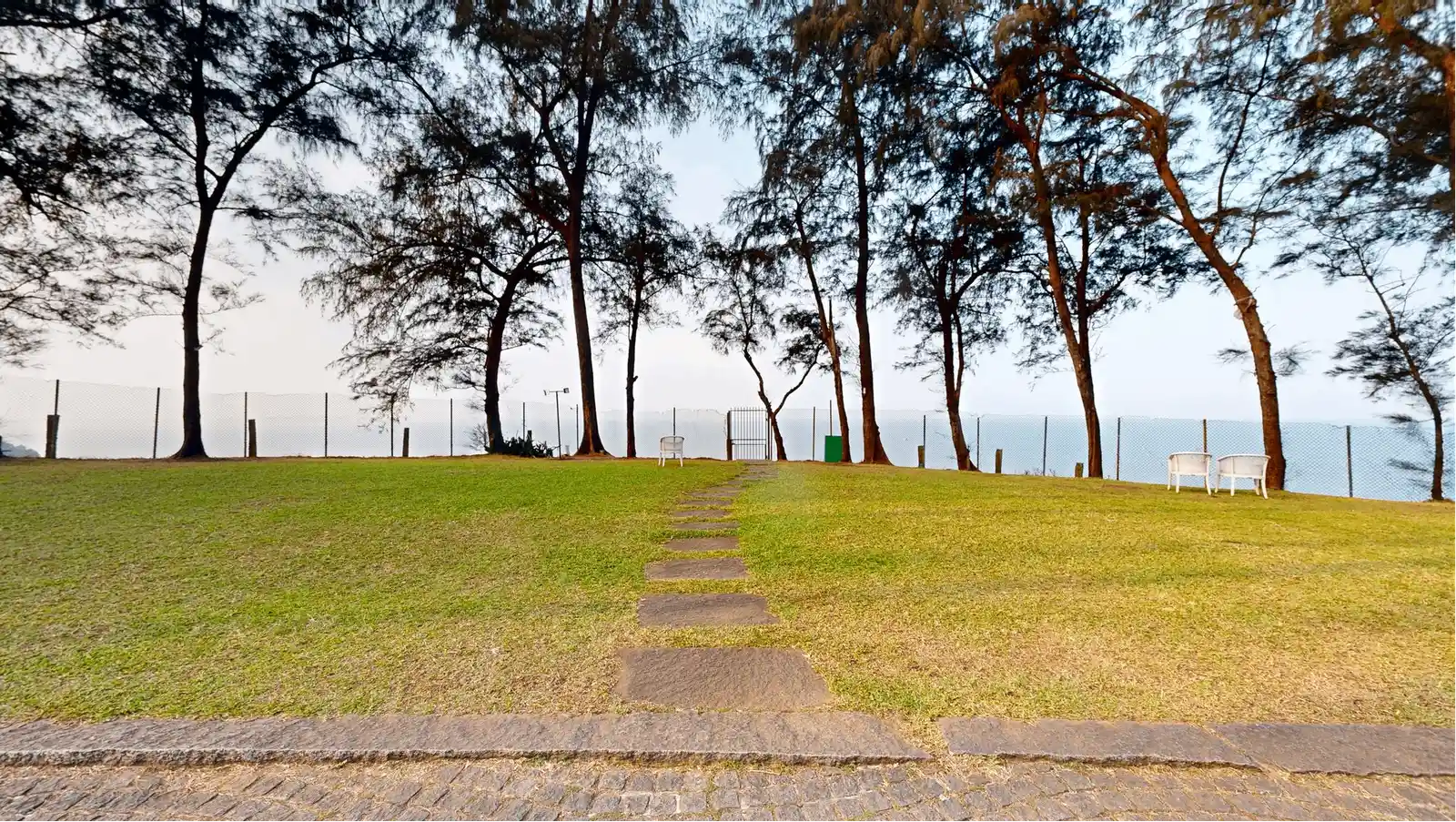 Bay View Lawns