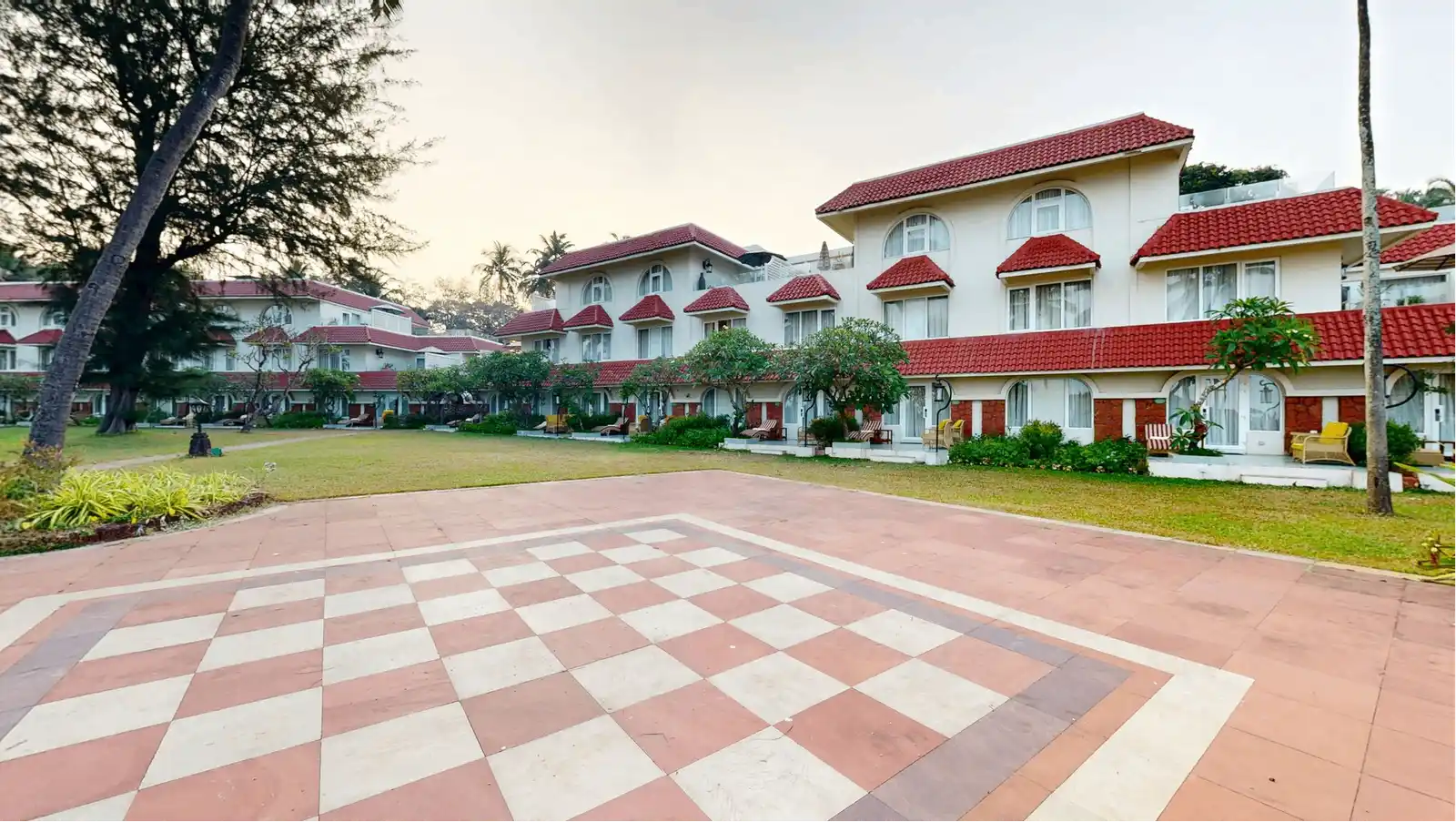 Anchor Lawn