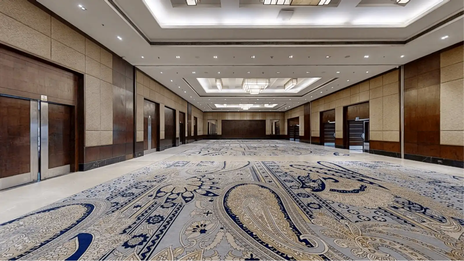 Grand Ballroom & Lawn 