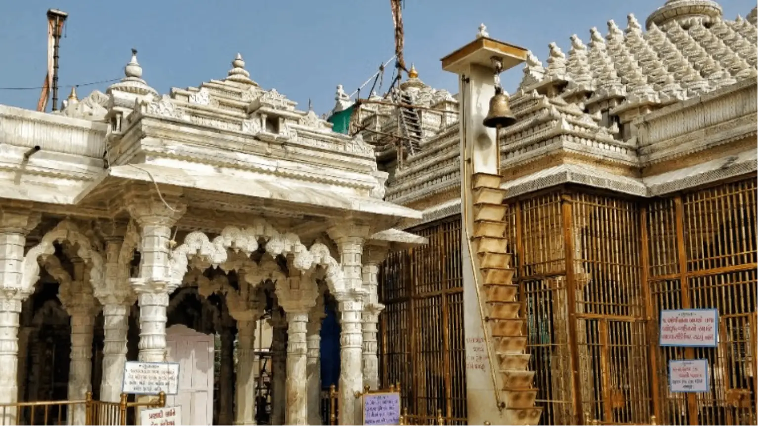 Mahudi Jain Temple​