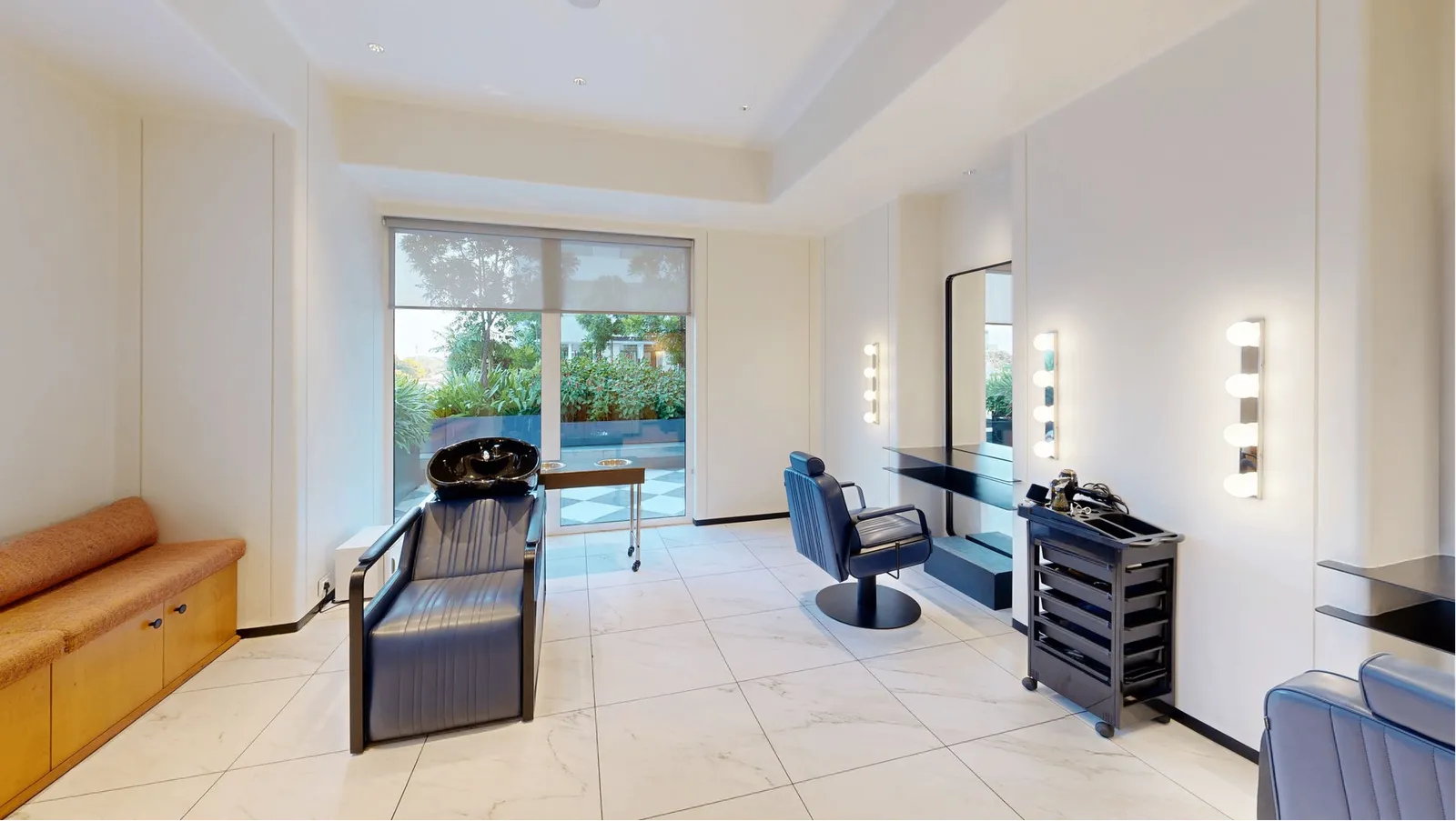 Salon