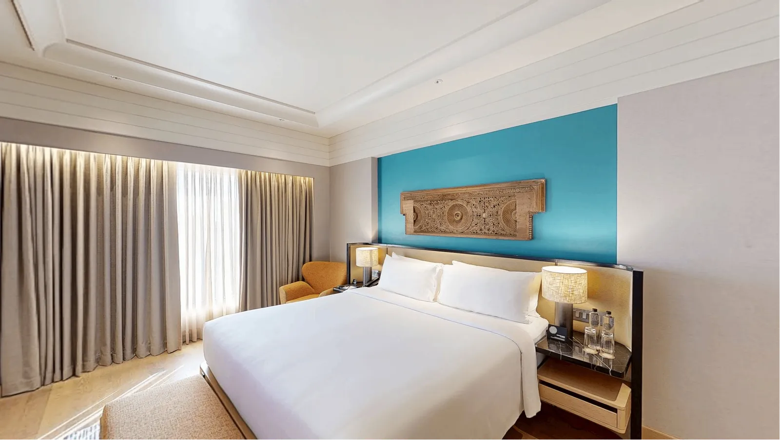 Deluxe Suite
