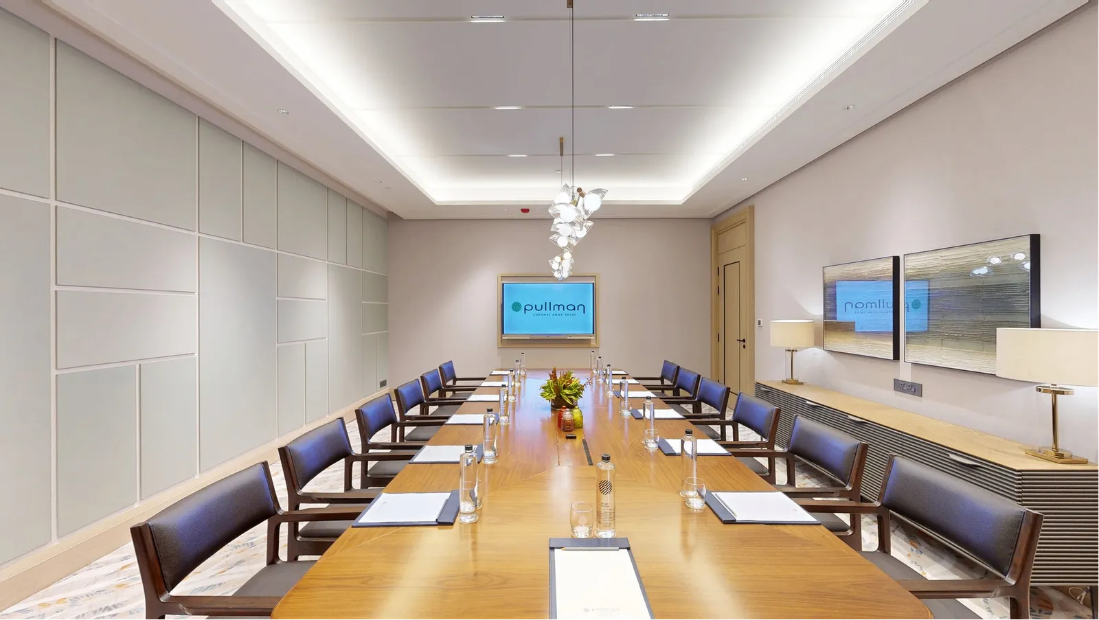Boardroom 2