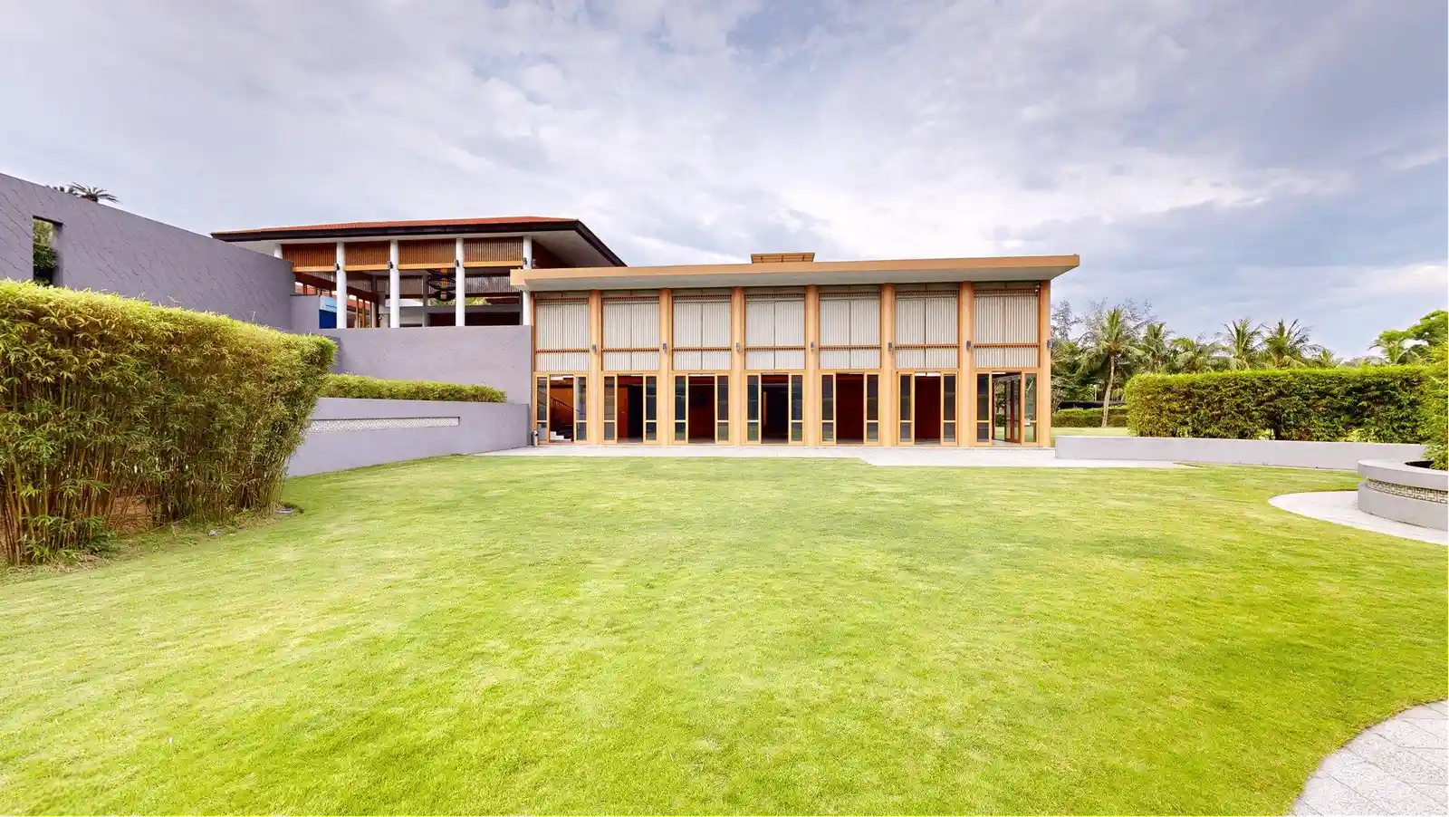 Ballroom Lawn