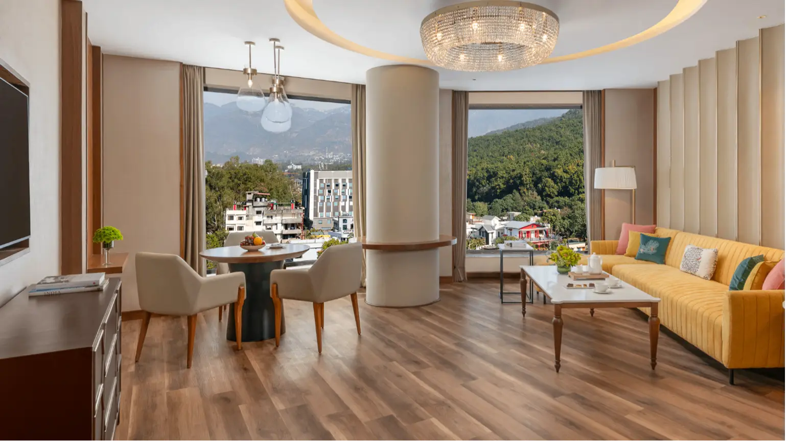 Luxury Suite