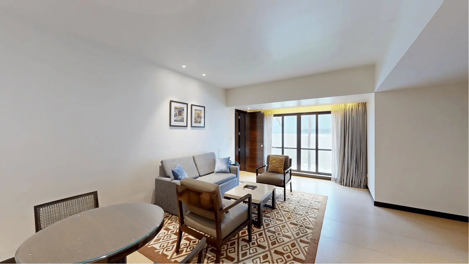 Bay View Suite