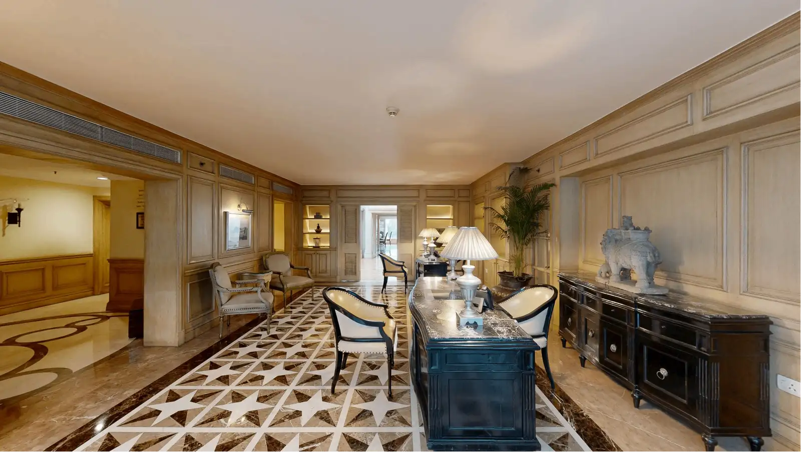 Executive Lounge