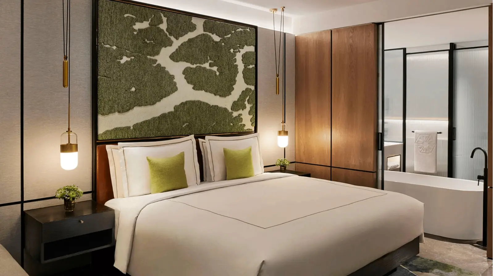 Luxury Room With King Bed 